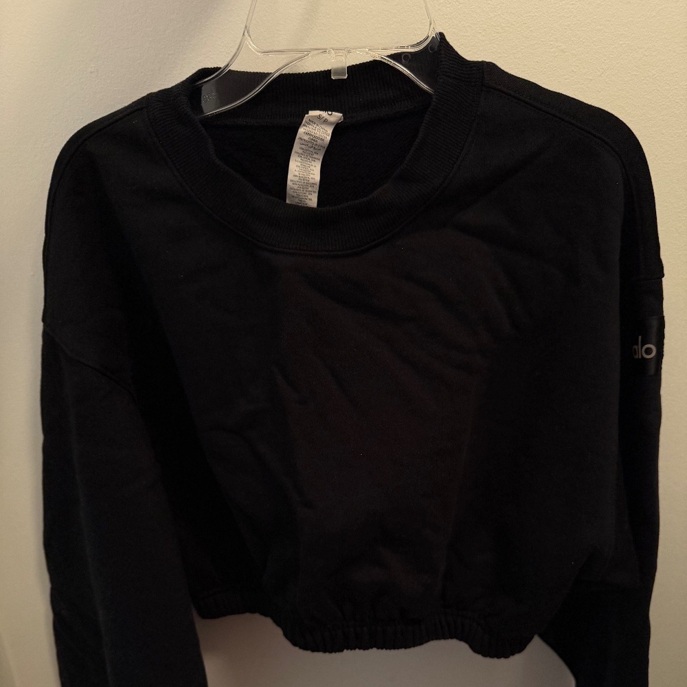 Alo yoga cropped crewneck sweatshirt